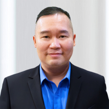 Tian Ming Huang Headshot